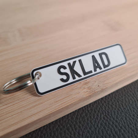 SPZ klíčenka na míru - bílá | Jméno | Přezdívka | PROO.CZ